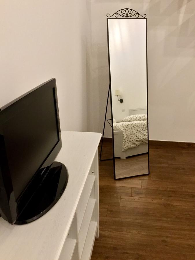 B&B Sant'Agostino 지오비나조 외부 사진
